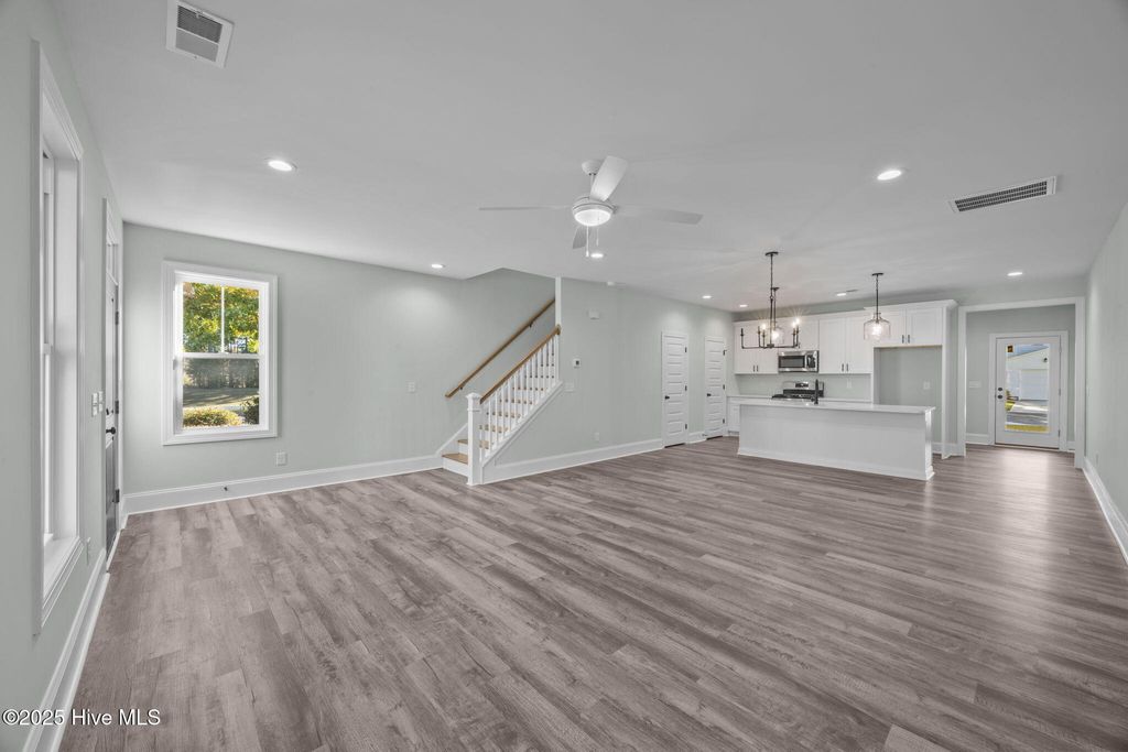 Photo of 3901 Harkers Way, New Bern, NC 28562 (MLS # 100536516)