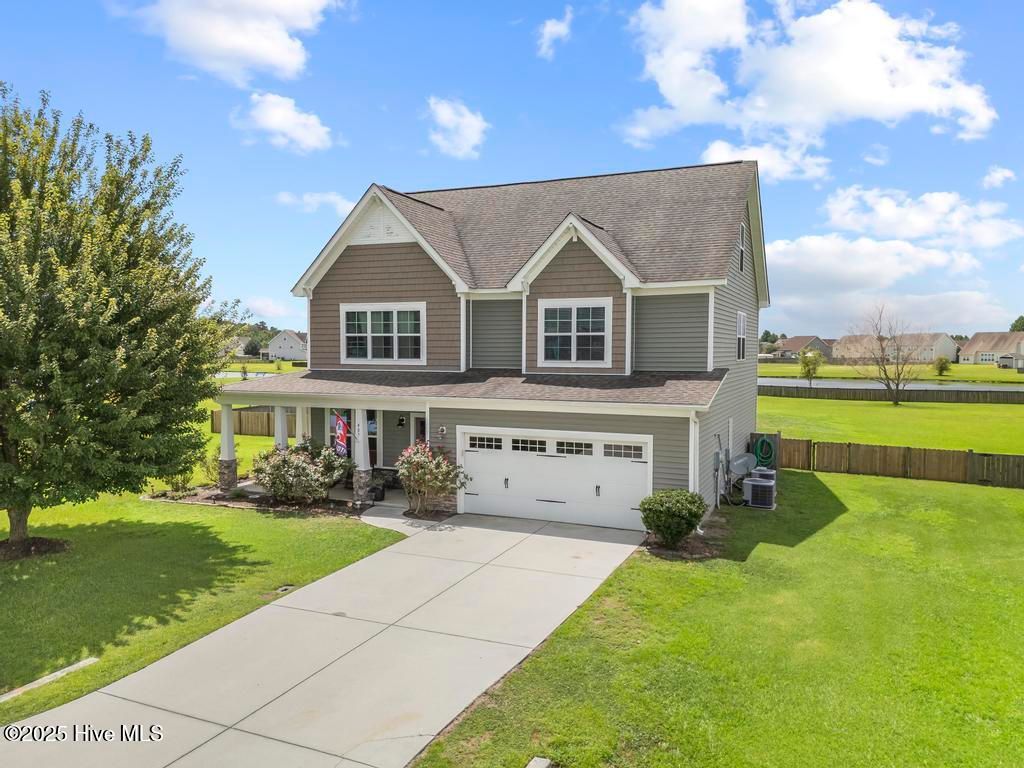 Photo of 407 Fawns Creek Chase, Jacksonville, NC 28540 (MLS # 100520563)