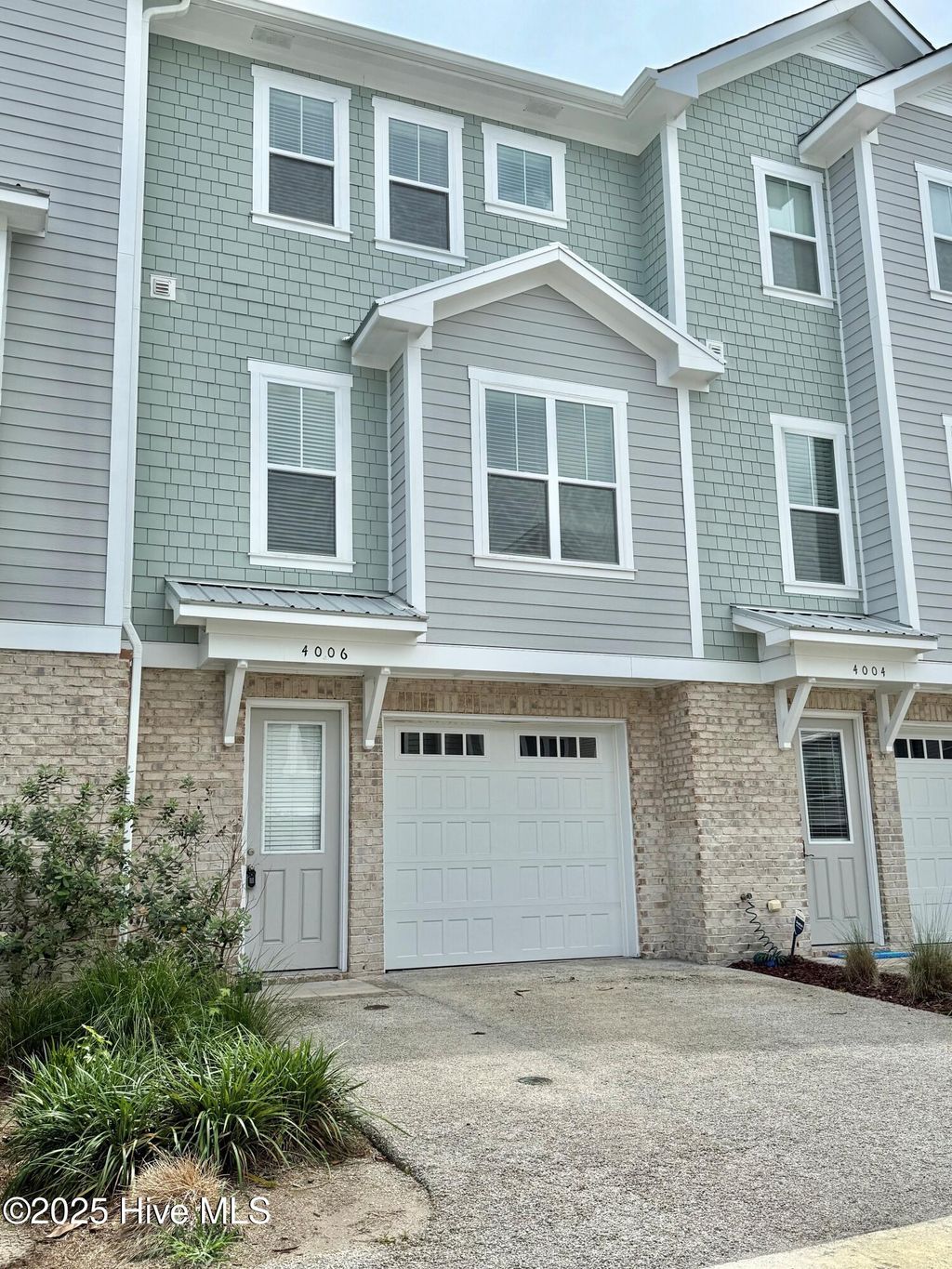 Photo of 4006 Tamarisk Lane, Wilmington, NC 28409 (MLS # 100504924)