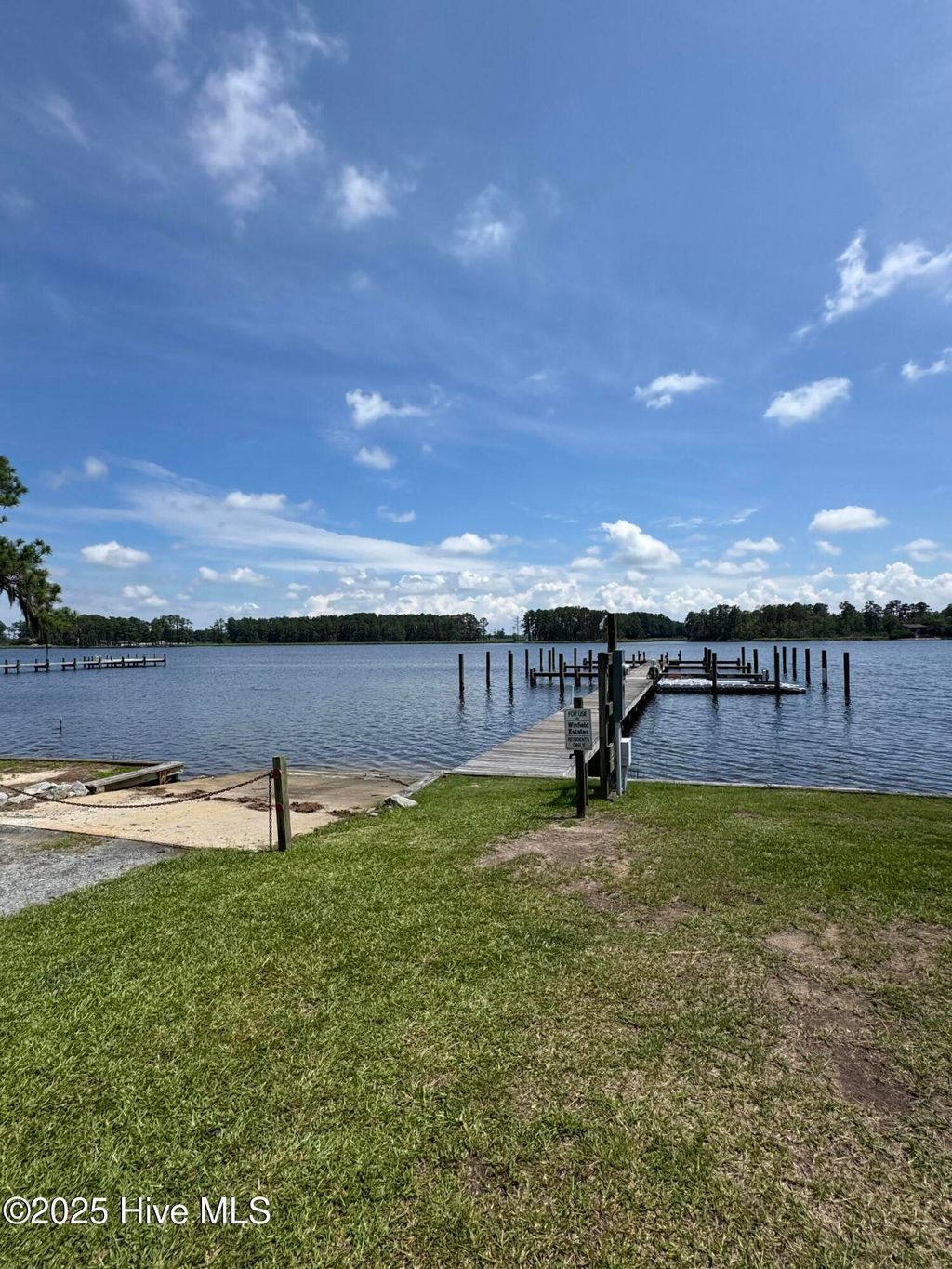 Photo of 36 Sr 1767 Off, Pinetown, NC 27865 (MLS # 100518931)