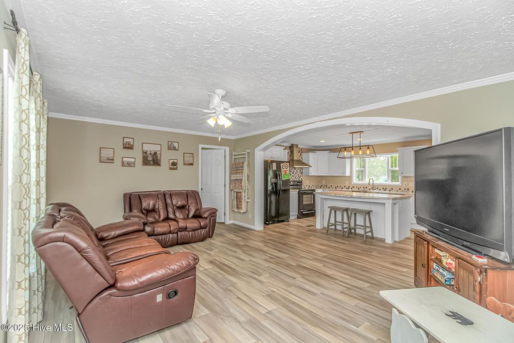 Photo of 198 Kinlaw Drive, Tabor City, NC 28463 (MLS # 100534362)