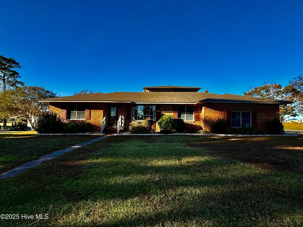Photo of 1020 Dixie Trail, Williamston, NC 27892 (MLS # 100536996)