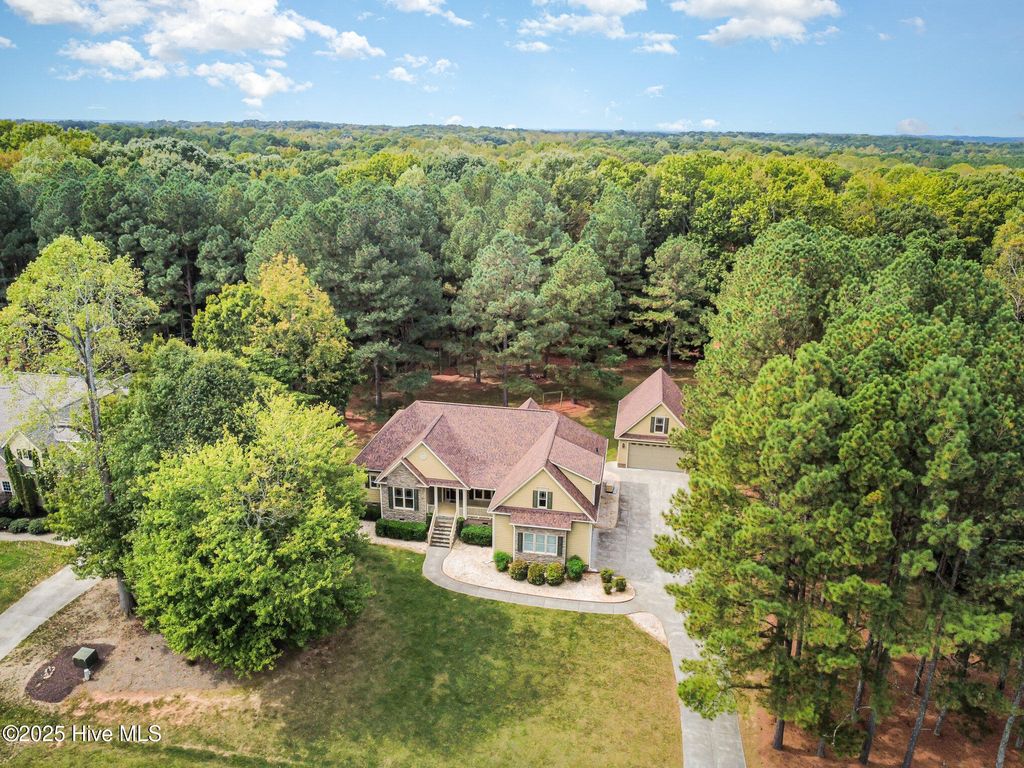 Photo of 115 Princeton Manor Drive, Youngsville, NC 27596 (MLS # 100536372)