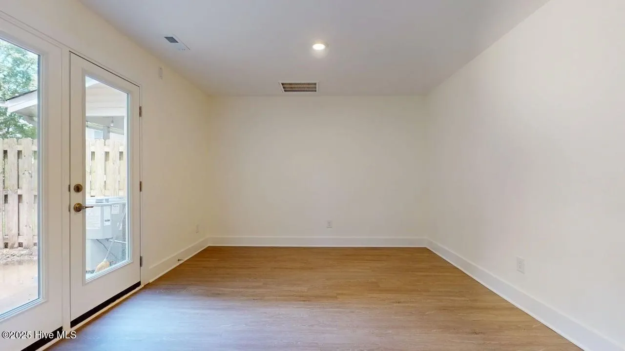 Jacksonville, North Carolina 28540, United States, 2 Bedrooms Bedrooms, ,2 BathroomsBathrooms,Residential,Active,175493