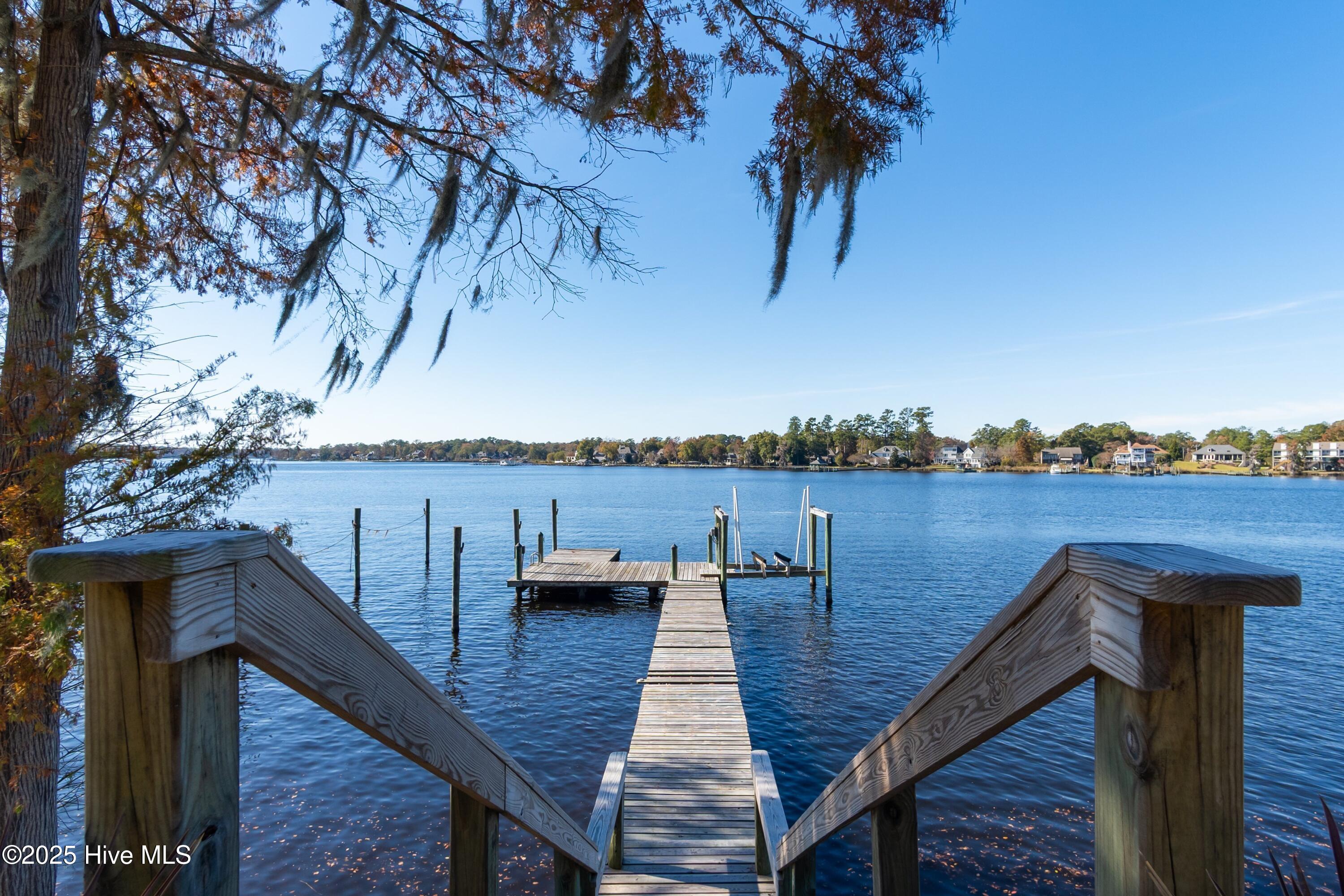 810 Madam Moores Lane A