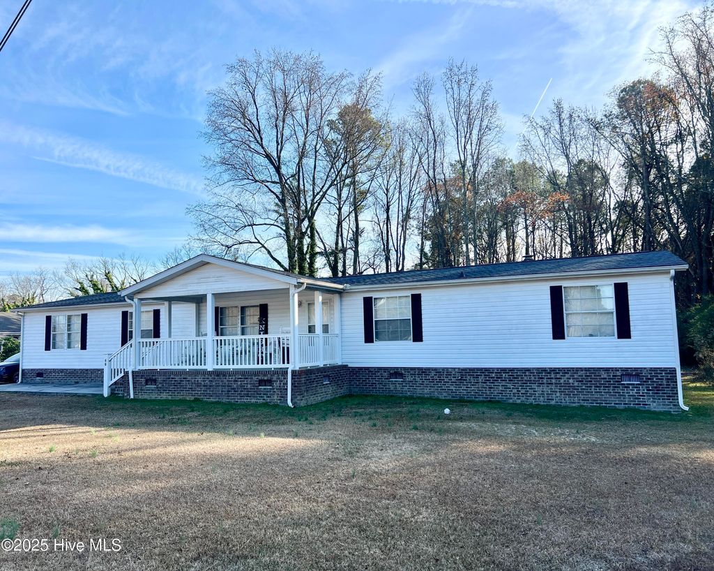 Photo of 667 Fountain School Road, Battleboro, NC 27809 (MLS # 100543523)