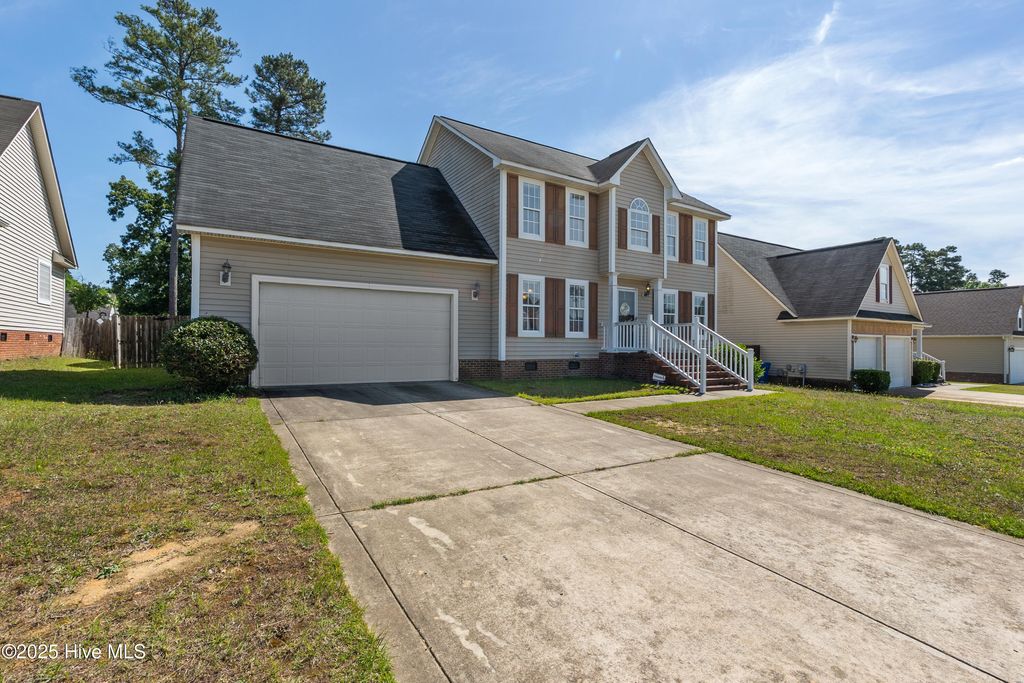 Photo of 9012 Grouse Run Lane, Fayetteville, NC 28314 (MLS # 100507377)