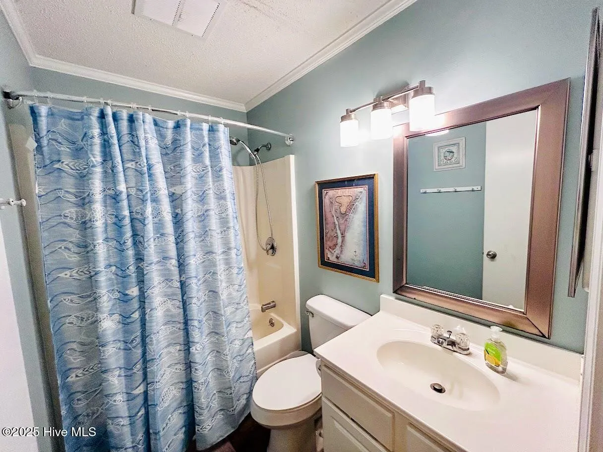 Carolina Beach, North Carolina 28428, United States, 2 Bedrooms Bedrooms, ,2 BathroomsBathrooms,Residential,Active,219171