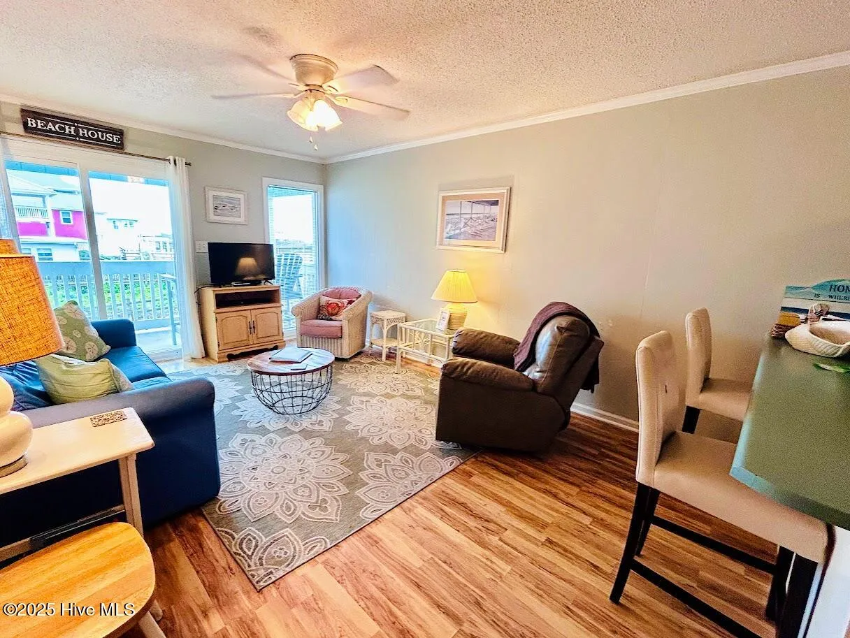 Carolina Beach, North Carolina 28428, United States, 2 Bedrooms Bedrooms, ,2 BathroomsBathrooms,Residential,Active,219171