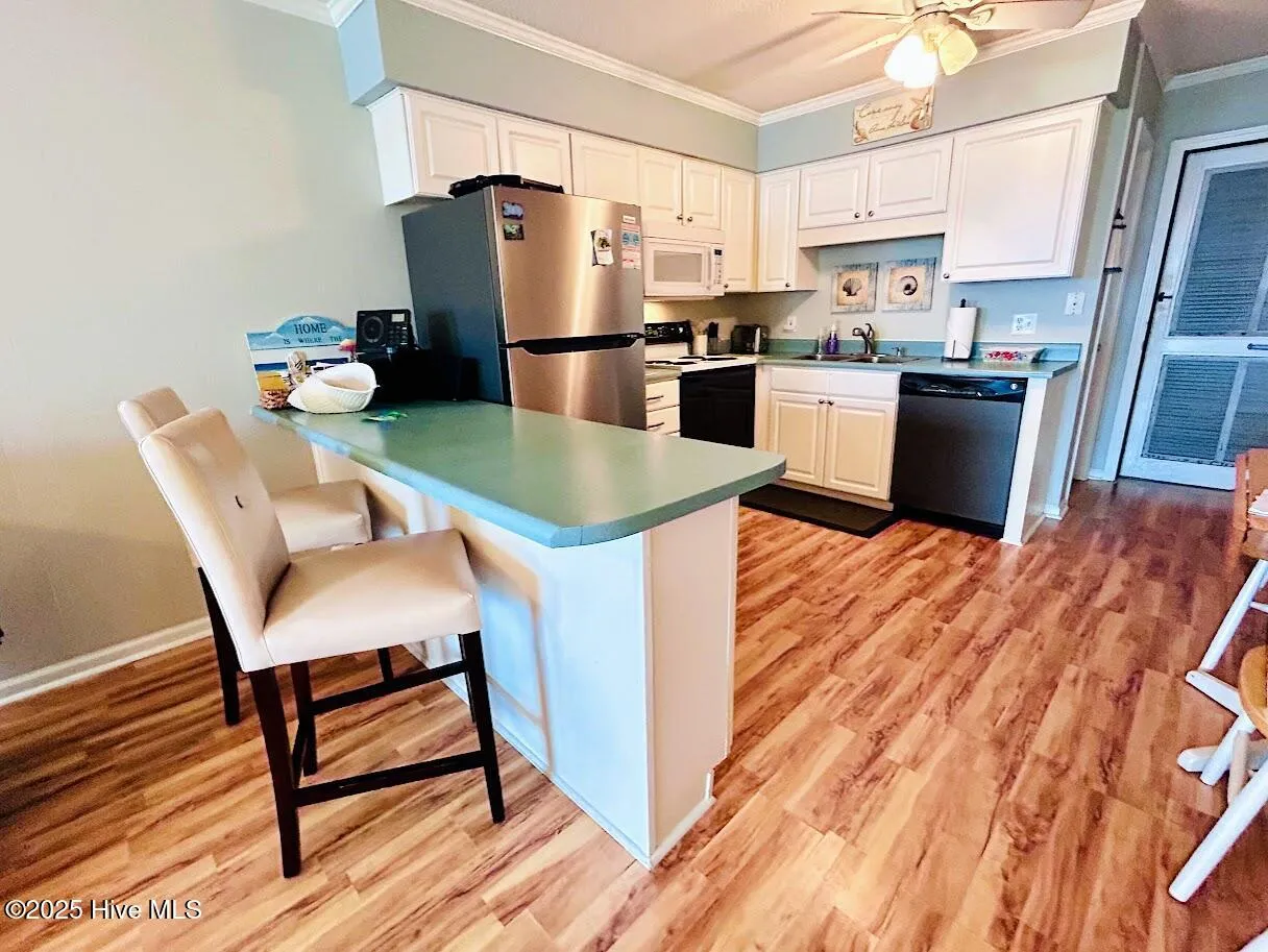 Carolina Beach, North Carolina 28428, United States, 2 Bedrooms Bedrooms, ,2 BathroomsBathrooms,Residential,Active,219171