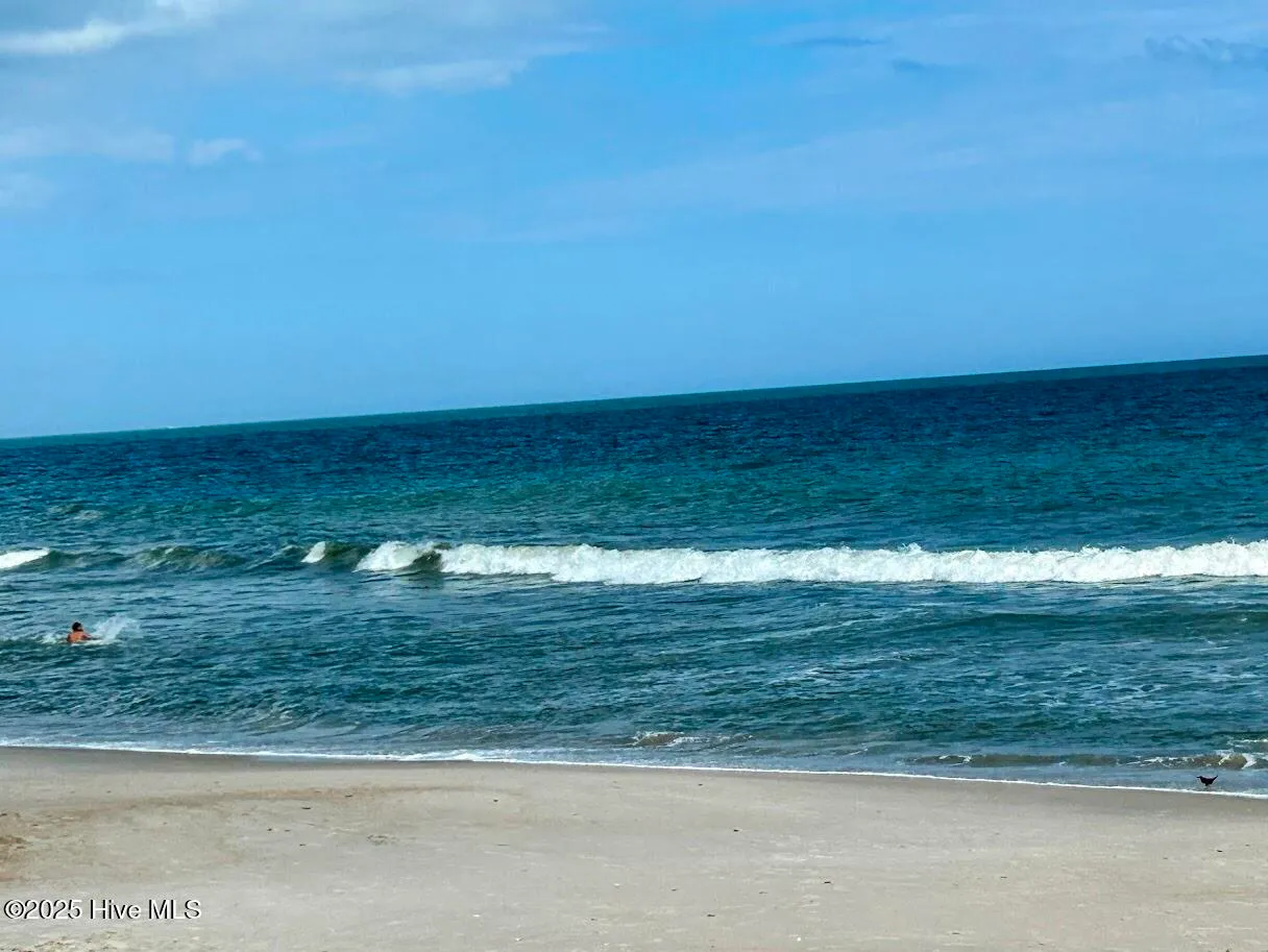 Carolina Beach, North Carolina 28428, United States, 2 Bedrooms Bedrooms, ,2 BathroomsBathrooms,Residential,Active,219171