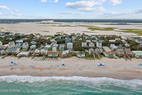 A home in Surf City