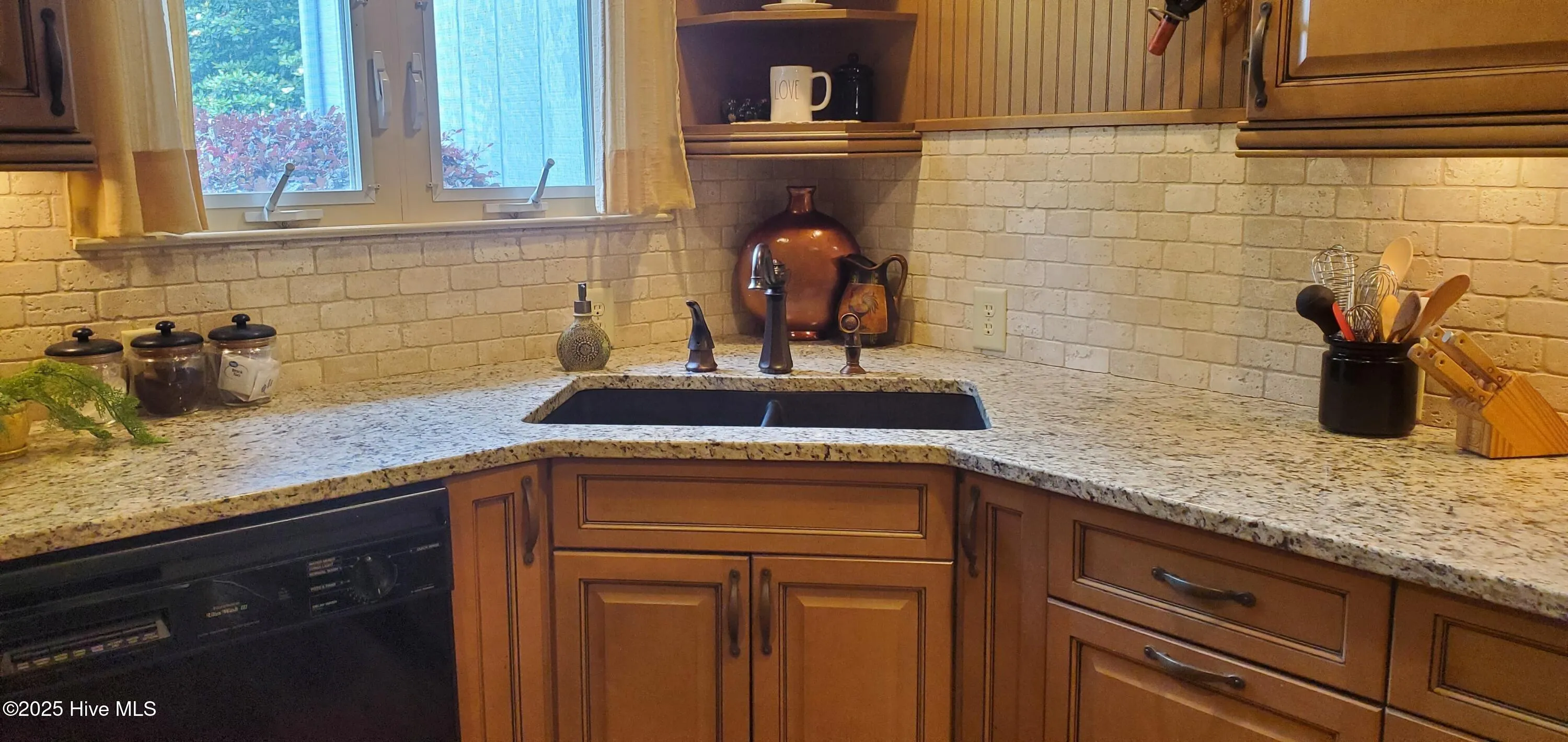 Foxfire Village, North Carolina 27281, United States, 2 Bedrooms Bedrooms, ,2 BathroomsBathrooms,Residential,Active,117434