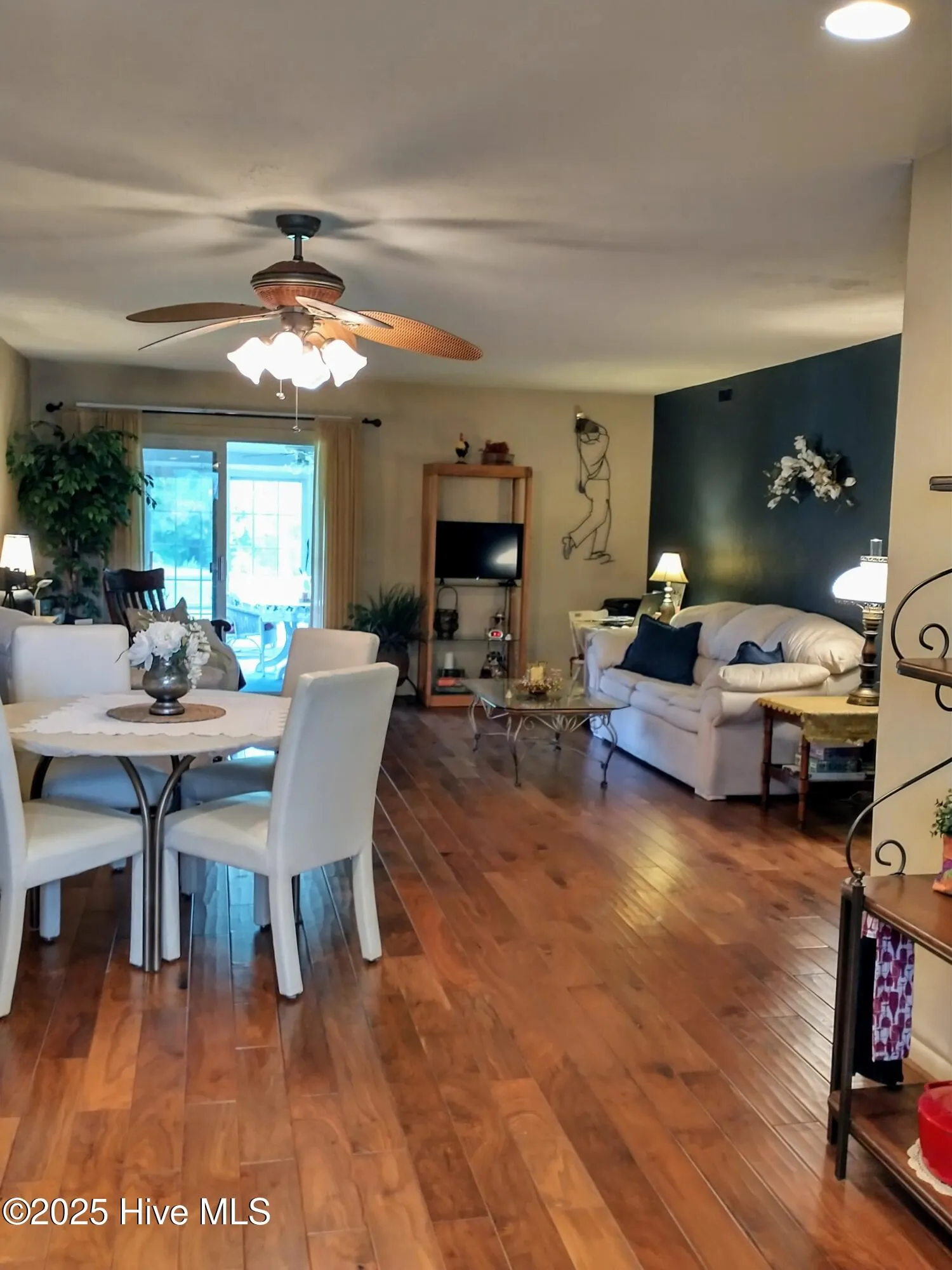 Foxfire Village, North Carolina 27281, United States, 2 Bedrooms Bedrooms, ,2 BathroomsBathrooms,Residential,Active,117434