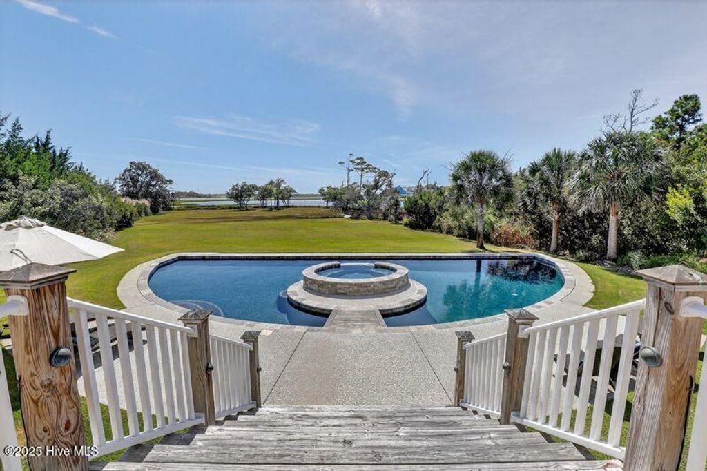 Photo of 506 E Windward Landing Place, Hampstead, NC 28443 (MLS # 100533910)