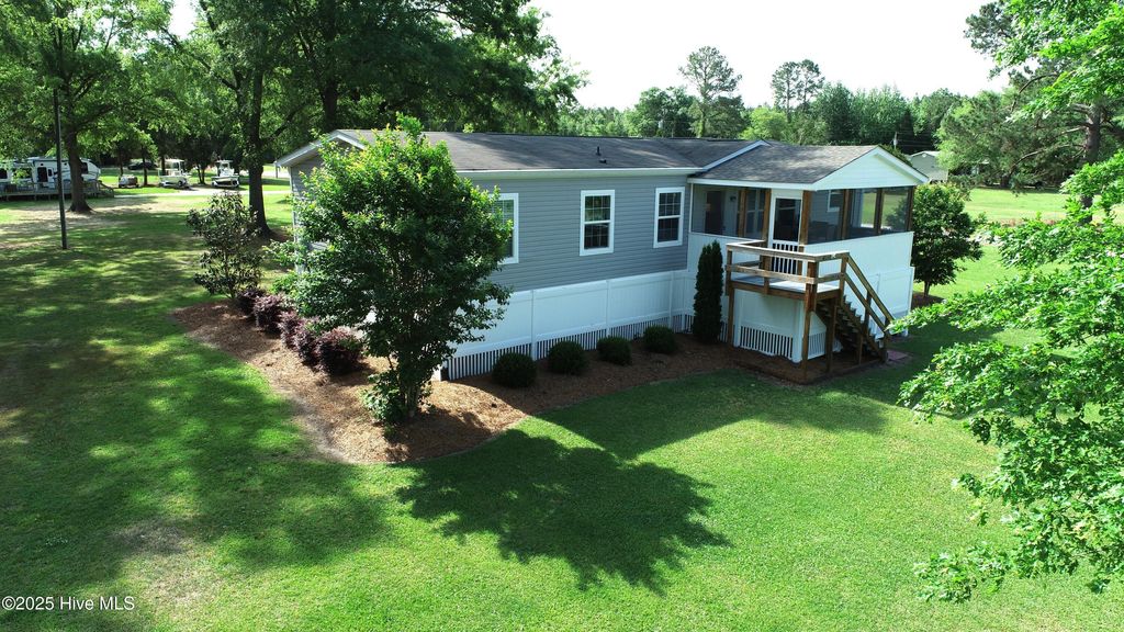 Photo of 360 Bond Creek Road, Aurora, NC 27806 (MLS # 100538909)