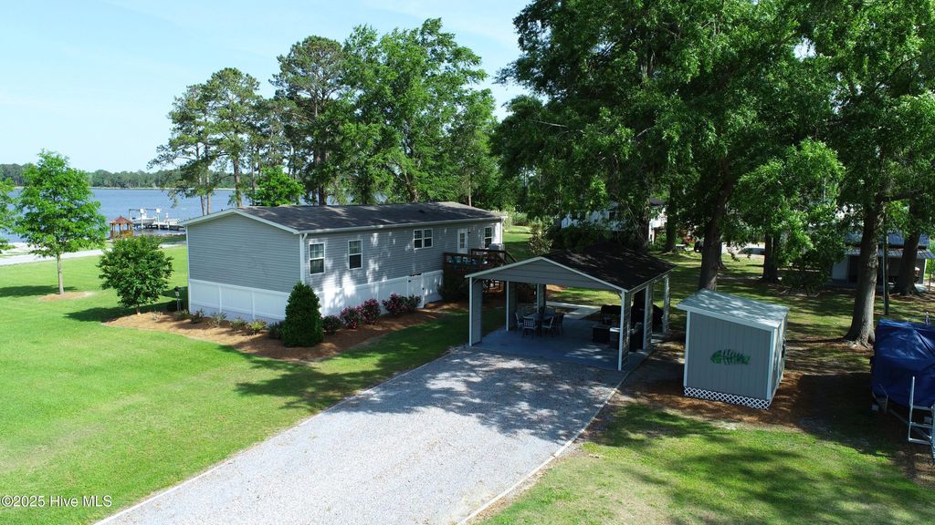 Photo of 360 Bond Creek Road, Aurora, NC 27806 (MLS # 100538909)