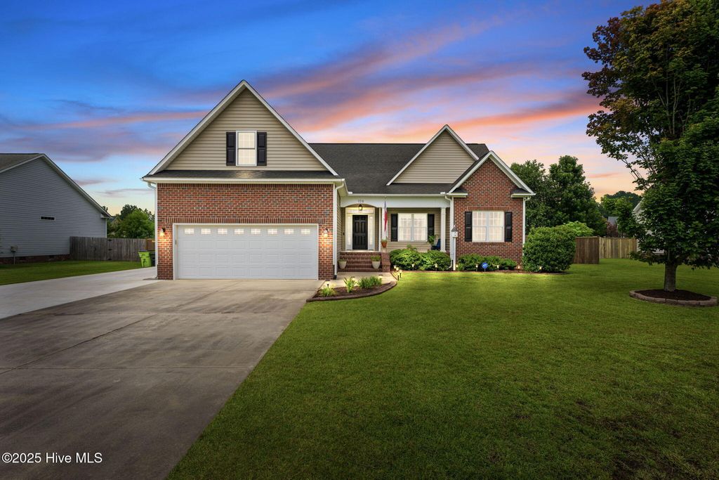 Photo of 106 Mom Lane, New Bern, NC 28562 (MLS # 100524036)