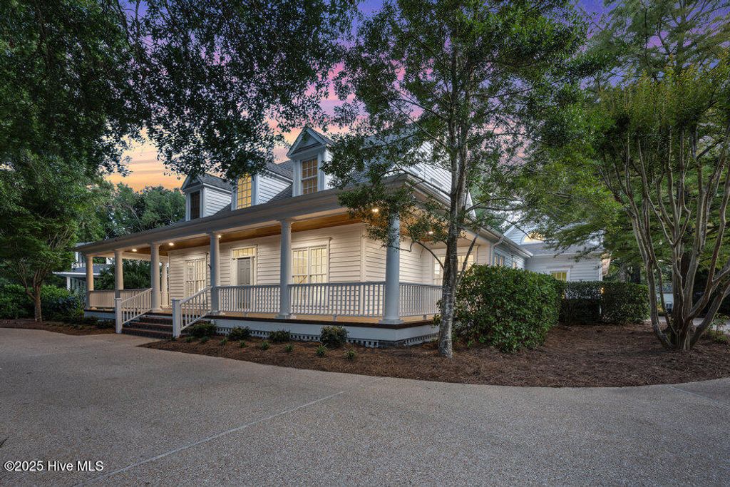 Photo of 844 Arboretum Drive, Wilmington, NC 28405 (MLS # 100516231)