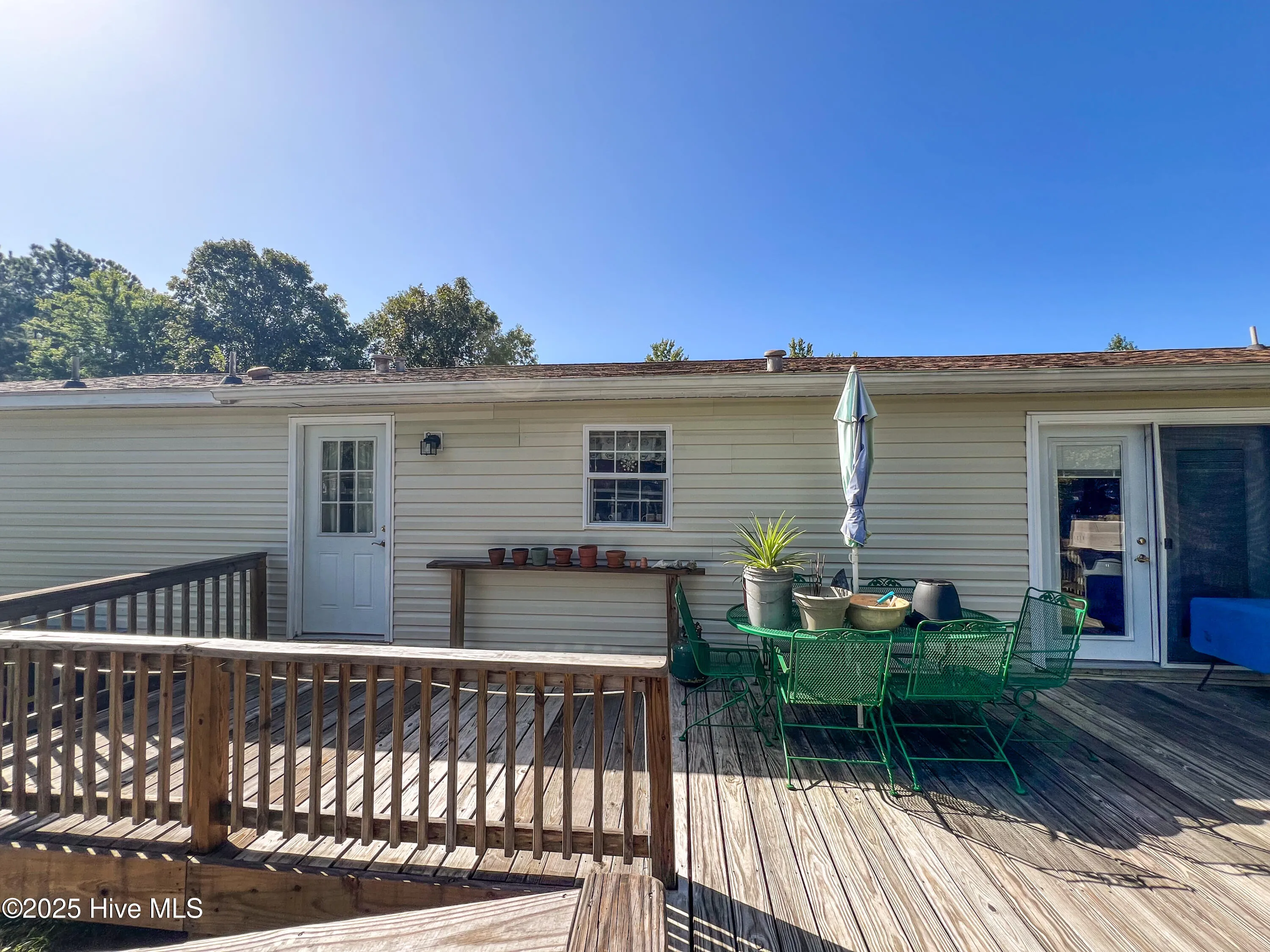 Rocky Point, North Carolina 28457, United States, 3 Bedrooms Bedrooms, ,2 BathroomsBathrooms,Residential,Active,222225