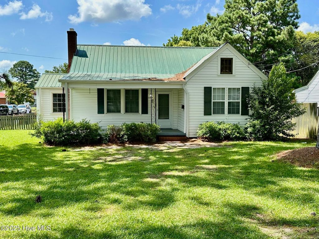 Photo of 1208 W Main Street, Williamston, NC 27892 (MLS # 100520290)