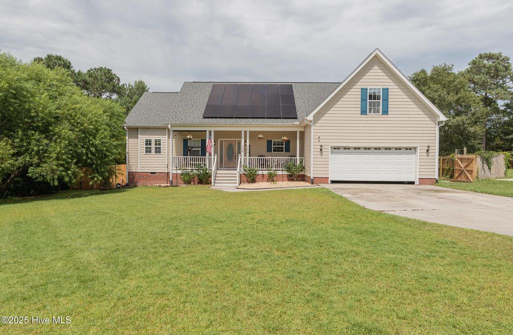 Photo of 706 Daniel Lindsey Court, Sneads Ferry, NC 28460 (MLS # 100525059)