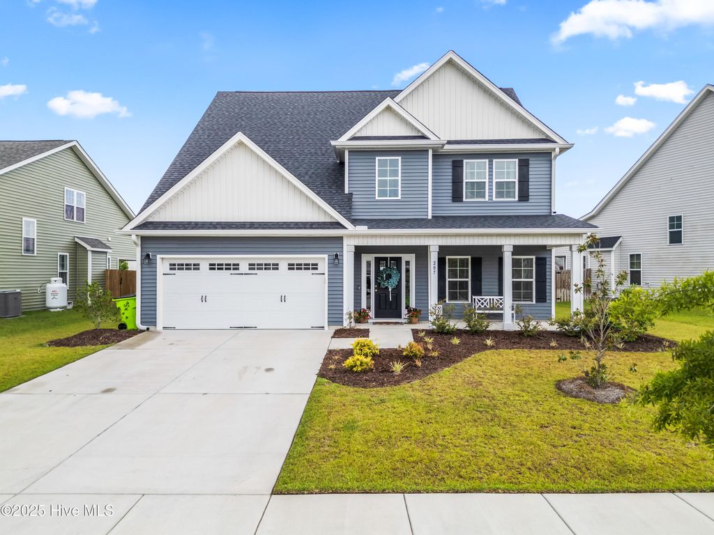 Photo of 207 W Yellow Lois Drive, Hampstead, NC 28443 (MLS # 100522315)