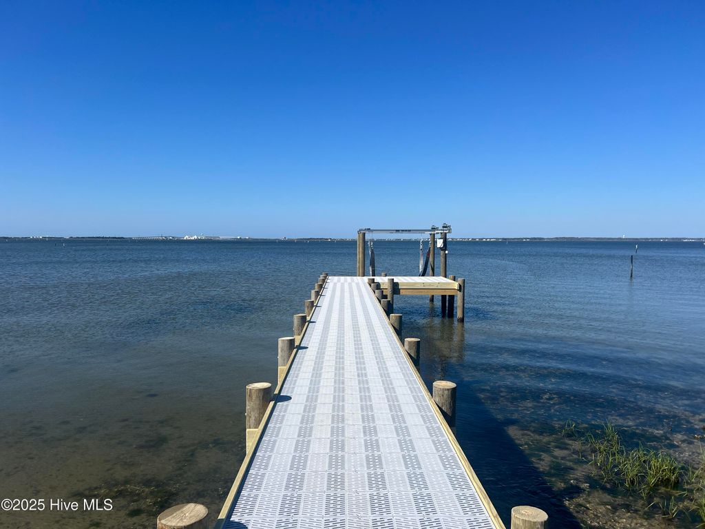 Photo of 504 Kyser&#39;S Cove Lane, Beaufort, NC 28516 (MLS # 100530274)