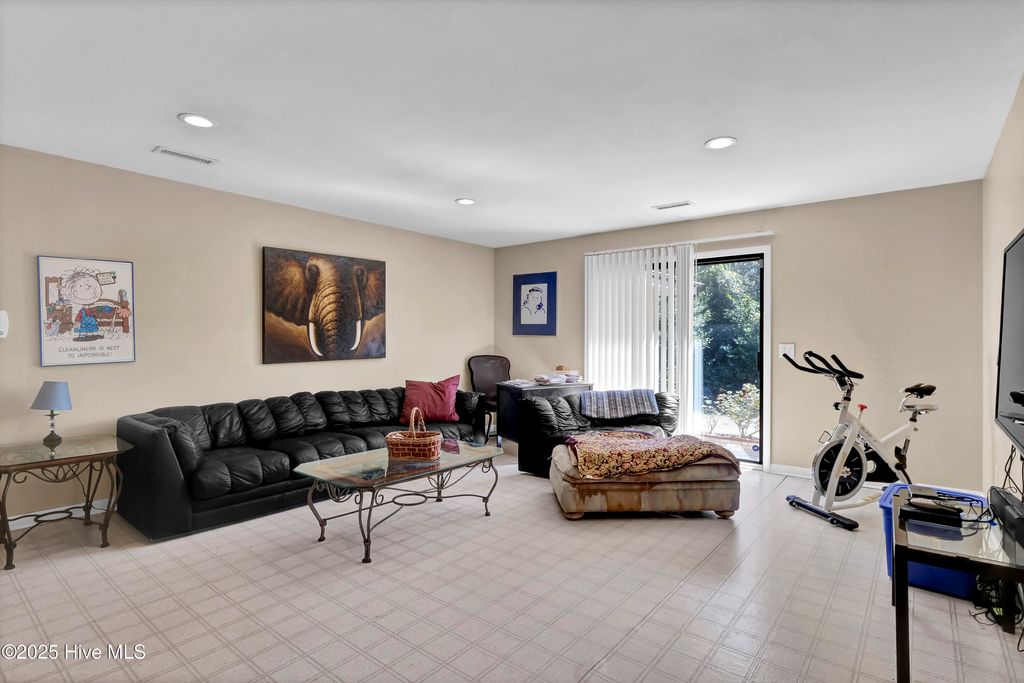 listing image 52
