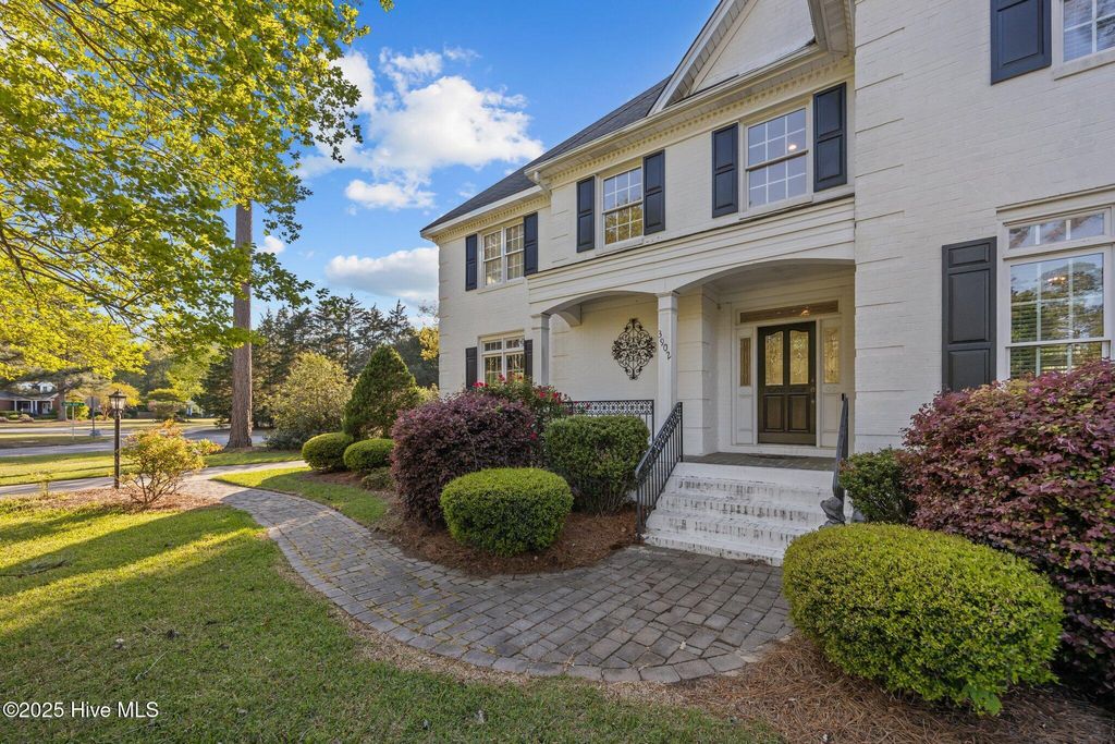 Photo of 3902 Kipling Court, Greenville, NC 27834 (MLS # 100514954)