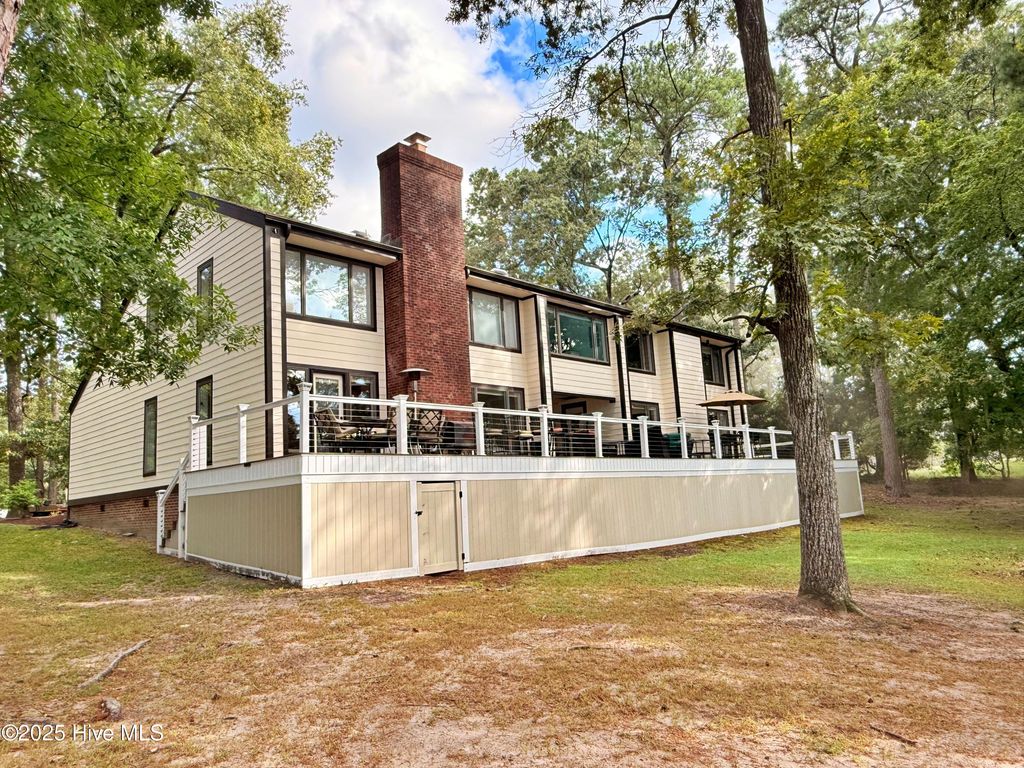 Photo of 259 W Rock Creek Road, New Bern, NC 28562 (MLS # 100534619)