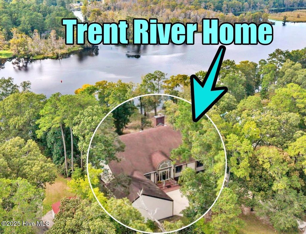 Photo of 259 W Rock Creek Road, New Bern, NC 28562 (MLS # 100534619)