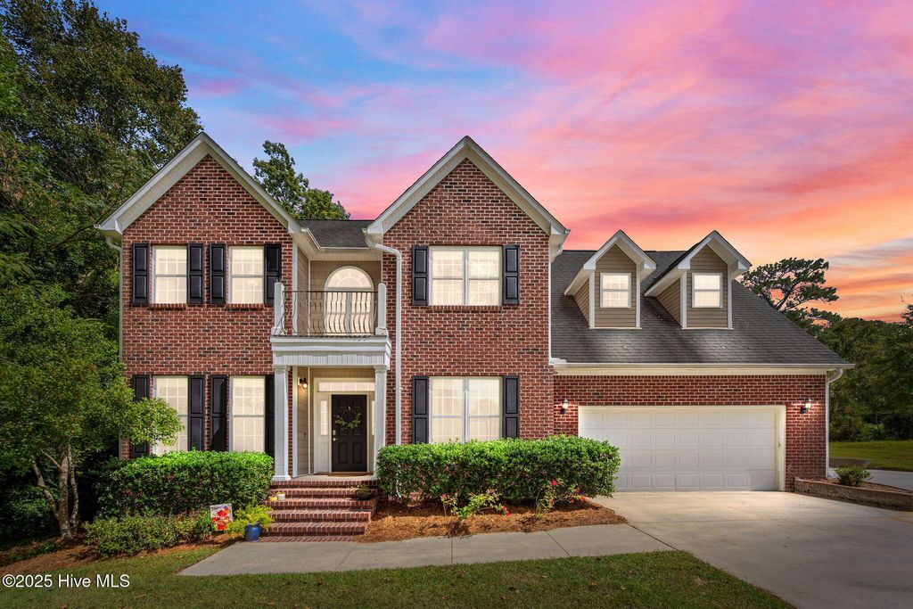 Photo of 403 Country Club Drive, Jacksonville, NC 28546 (MLS # 100540285)