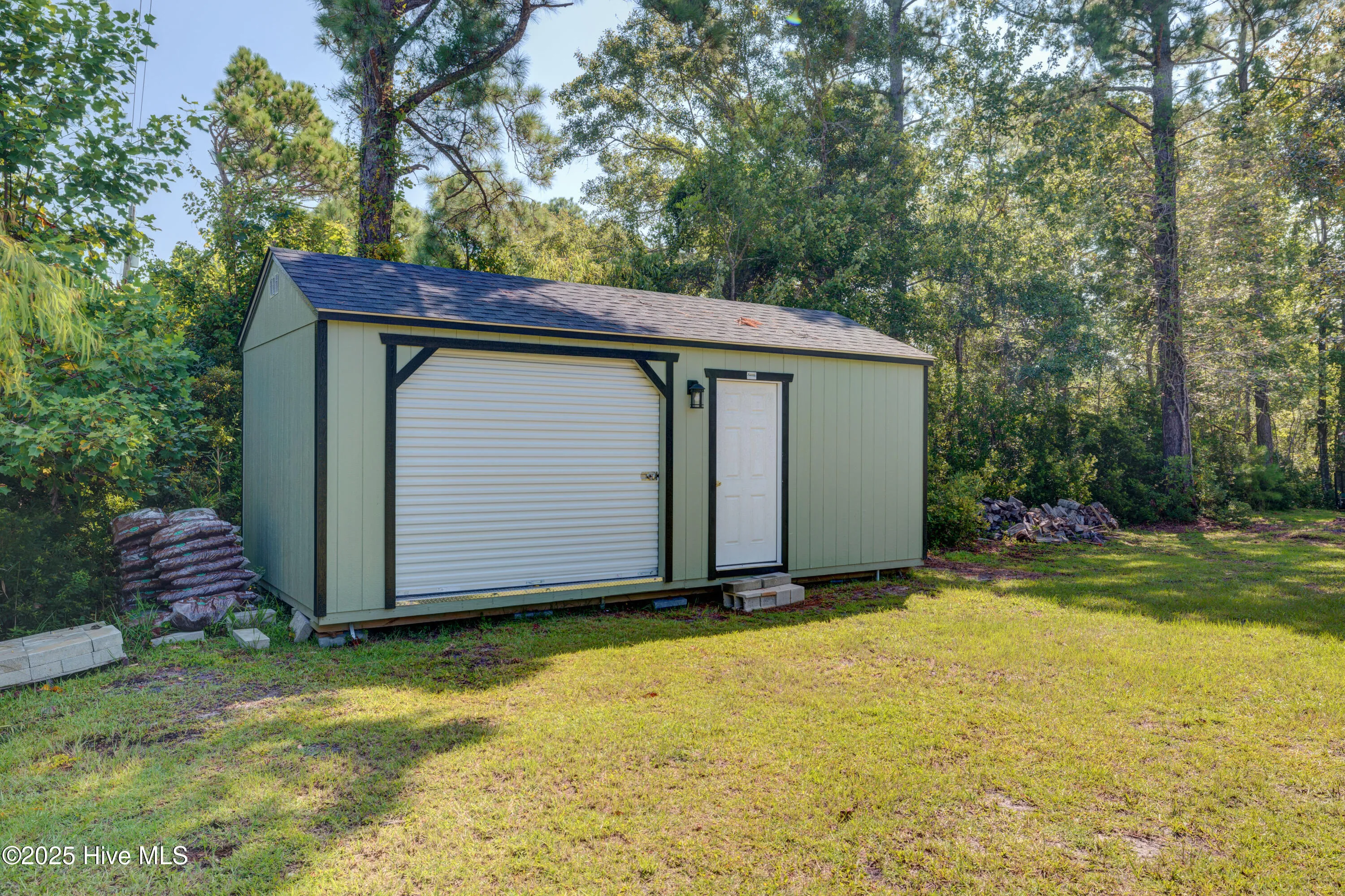 Shallotte, North Carolina 28470, United States, 3 Bedrooms Bedrooms, ,2 BathroomsBathrooms,Residential,Active,213030