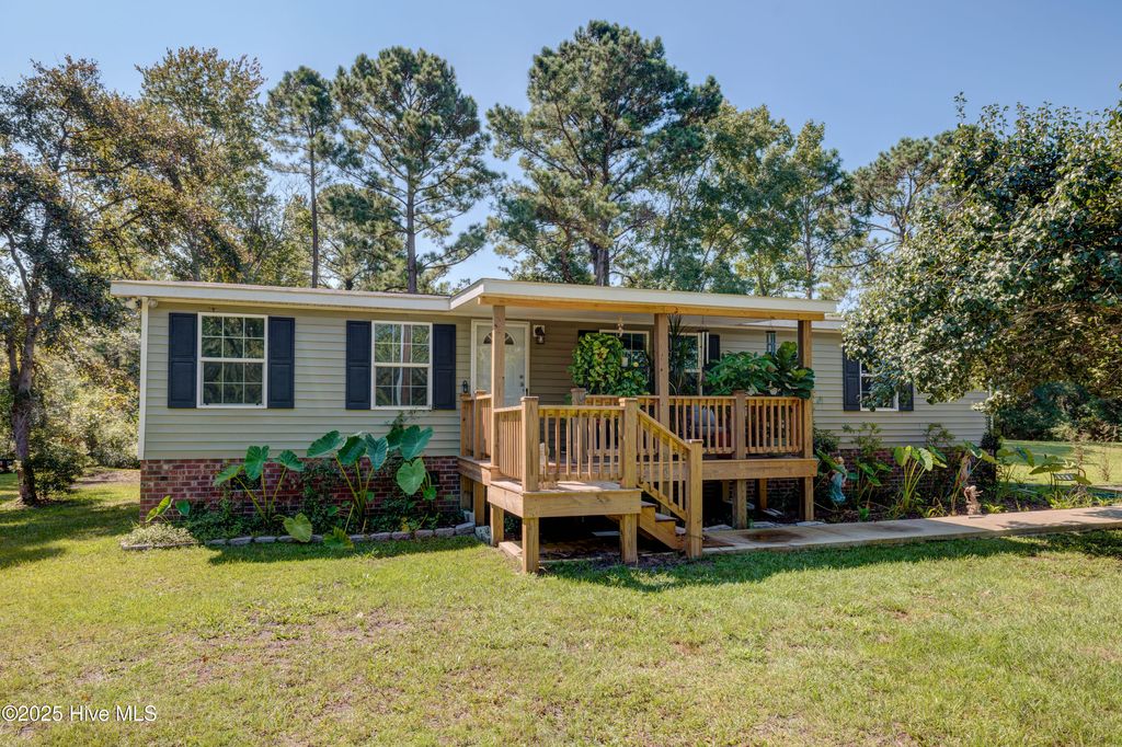 Photo of 2981 Robin Drive SW, Shallotte, NC 28470 (MLS # 100530756)
