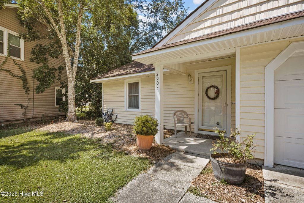 Photo of 2903 Union Court, New Bern, NC 28562 (MLS # 100529646)