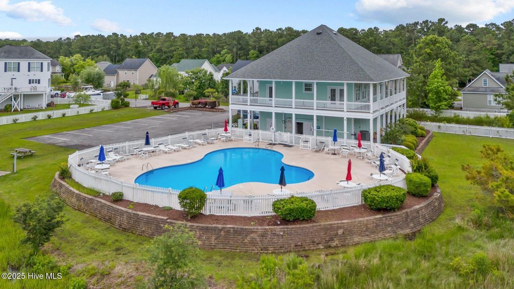 Photo of 134 Madison Bay Drive, Beaufort, NC 28516 (MLS # 100472320)