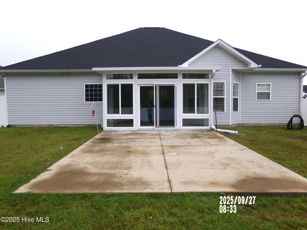 Photo of 263 Wood House Drive, Jacksonville, NC 28546 (MLS # 100535739)
