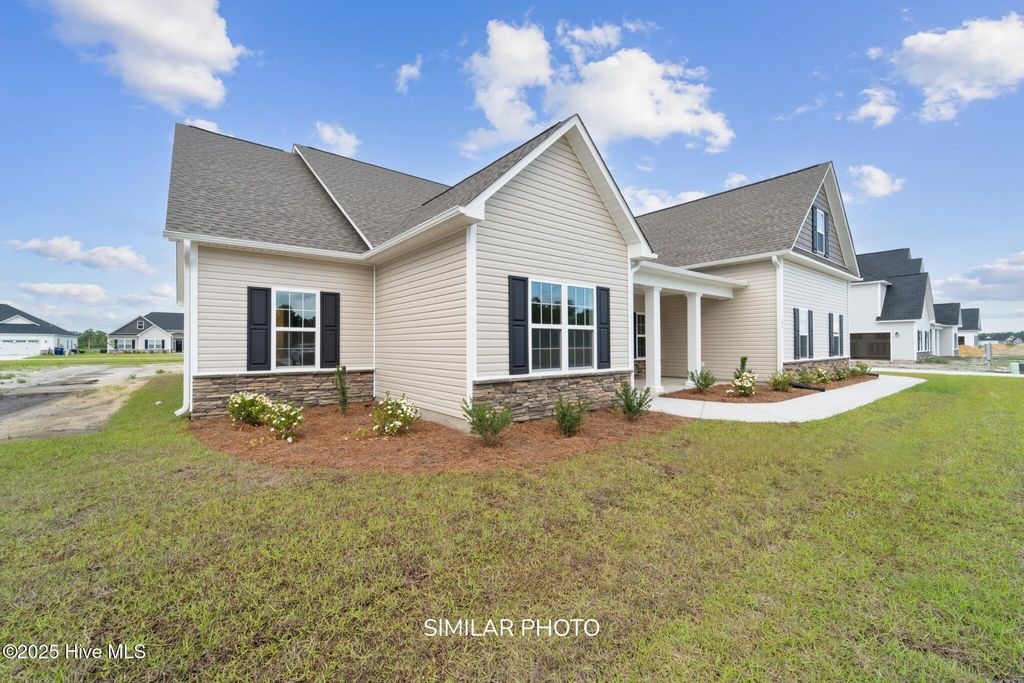 Photo of 805 Water Tupelo Way, Jacksonville, NC 28546 (MLS # 100544160)