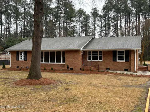 MLS: 100492347