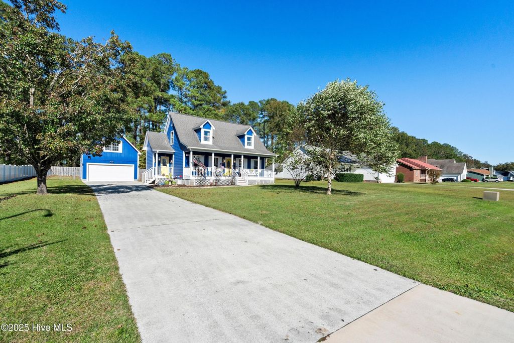 Photo of 124 Marlboro Farms Road, Rocky Point, NC 28457 (MLS # 100535792)