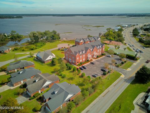 A home in Swansboro