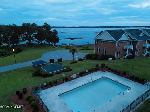 A home in Swansboro