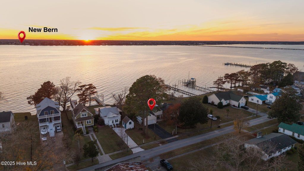 Photo of 511 N A Street, Bridgeton, NC 28519 (MLS # 100542366)