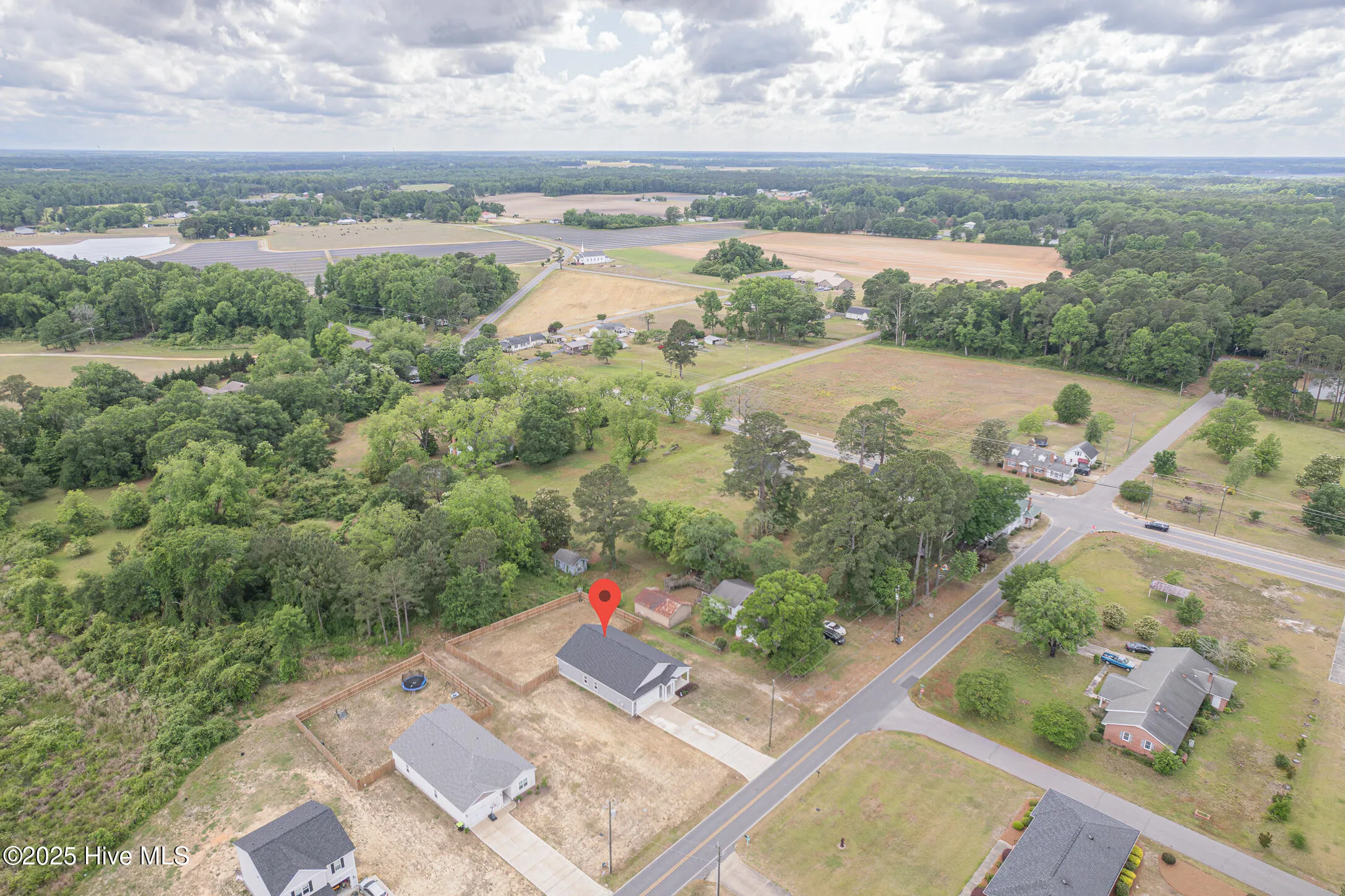 Salemburg, North Carolina 28385, United States, 4 Bedrooms Bedrooms, ,2 BathroomsBathrooms,Residential,Active,122703