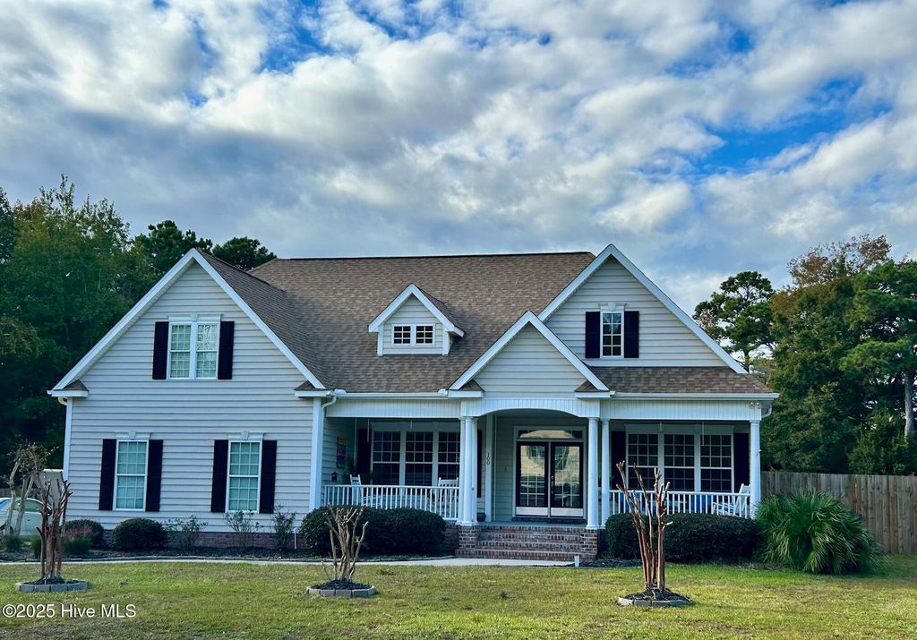 Photo of 100 Lindy Court, Hampstead, NC 28443 (MLS # 100538387)