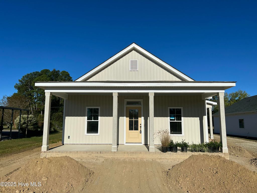 Photo of 112 Mason Street, Princeton, NC 27569 (MLS # 100529074)