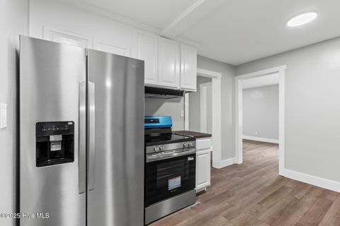 Tiny photo for 11 Glendale Road, Jacksonville, NC 28540 (MLS # 100538396)