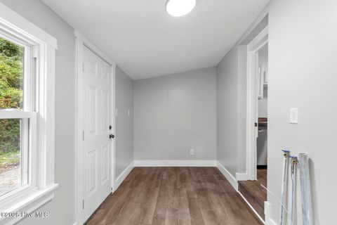 Tiny photo for 11 Glendale Road, Jacksonville, NC 28540 (MLS # 100538396)