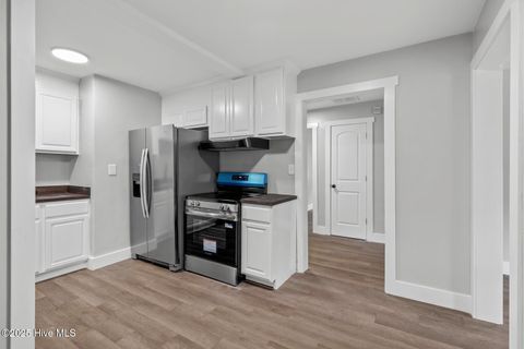 Tiny photo for 11 Glendale Road, Jacksonville, NC 28540 (MLS # 100538396)